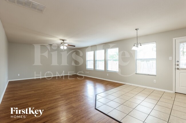 Photo - 7807 Liberty Horse