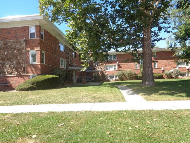 Building Photo - 6834 W Lode Dr Unit 1B