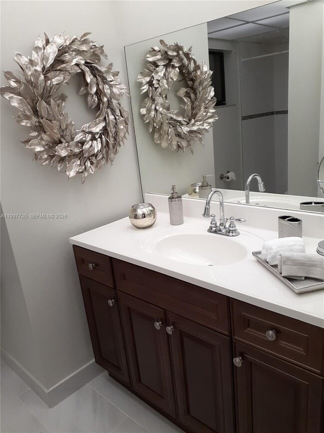 Building Photo - 8415 SW 107th Ave Unit 238W