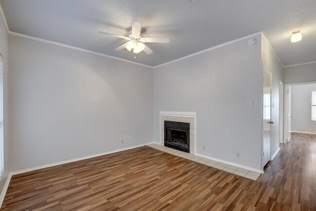 Photo - 2804 Rio Grande St Unit 310