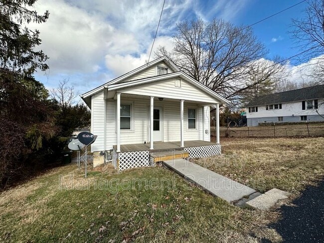 Building Photo - 1320 Shenandoah Ave