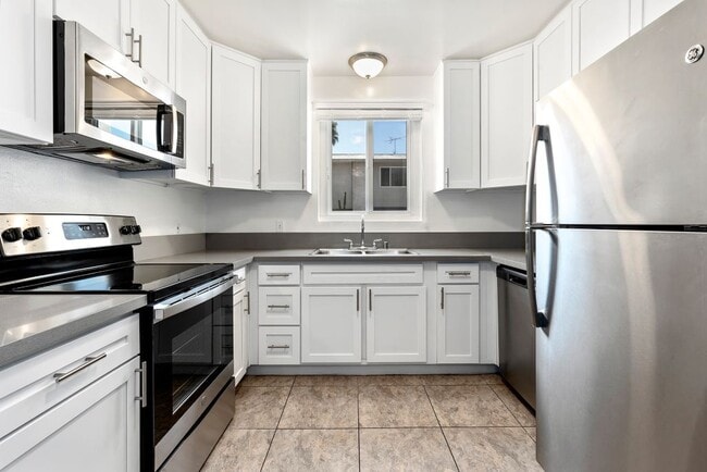 Photo - Krystal Terrace Apartments