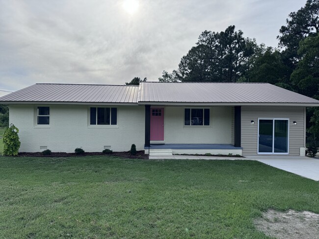 Building Photo - 1084 Windblow Rd Rental