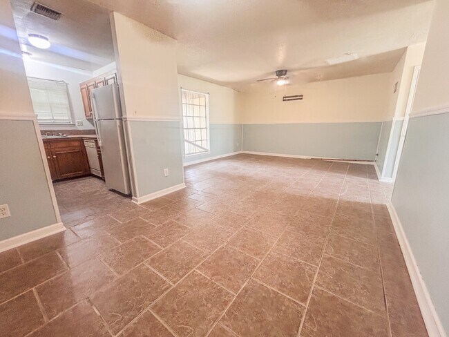 Photo - 2830 Louisiana Ave