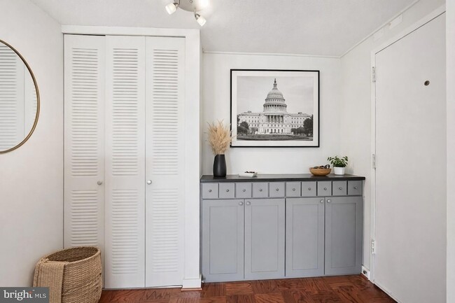 Photo - 1301 Delaware Ave SW