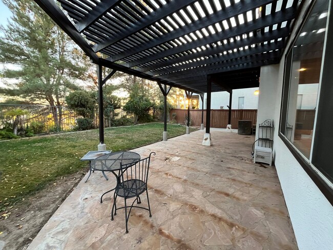 Photo - AVAILABLE SOON! 4 BED / 3 BATH TEMEKU HILLS HOME FOR RENT! LARGE BACKYARD + AMENITIES GALORE!