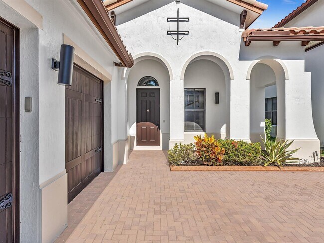 2680 NW 84th Way