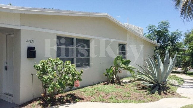 Building Photo - 4421 NW 30th St