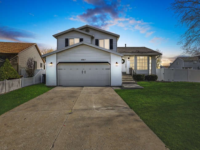 Building Photo - 6167 Eagle Nest Dr