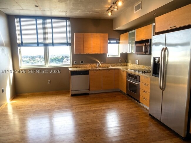 Photo - 3180 SW 22nd St Unit 805