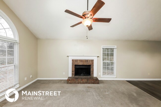 Photo - 28 Loxley Ct