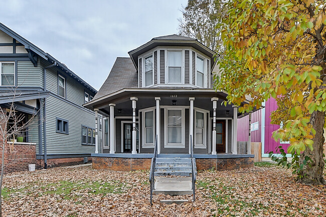 Building Photo - 1612 Pleasant St Rental