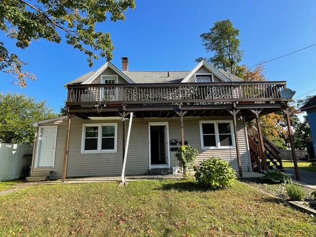 29 Center St. - 29 Center St Unit 3