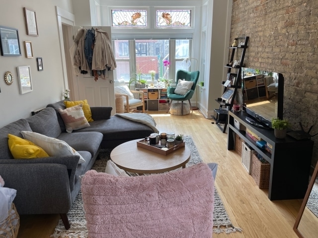 Photo - 1746 W Beach Ave Unit 2F