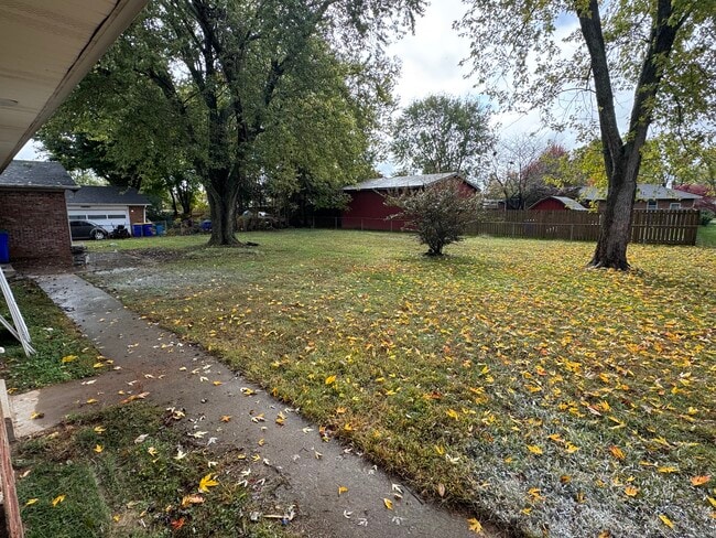 Photo - 519 Meadowlawn Dr