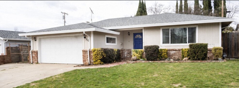 210 Canterbury Ave