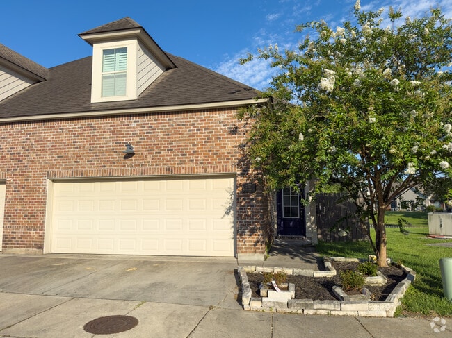 Building Photo - 2167 Shadowbrook Dr Rental