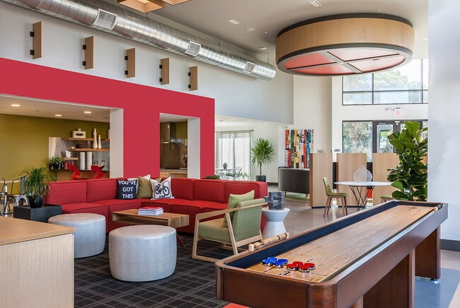 Photo - 777 Hamilton