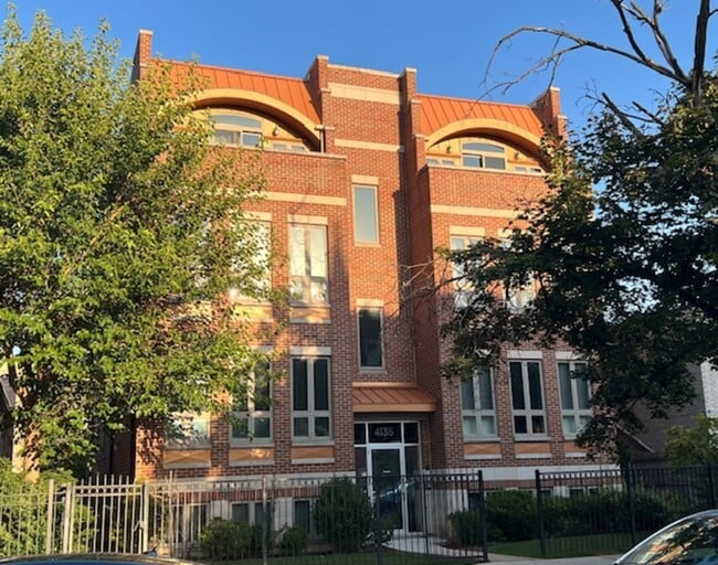 Photo - 4135 N Kedvale Ave