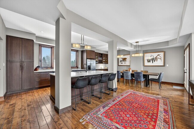 Photo - 119 Venture Boulevard