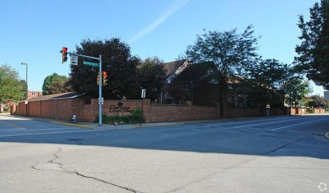 Photo - 401 Bibby St