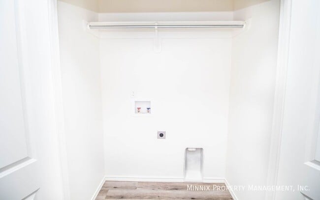 Photo - 6908 21st St