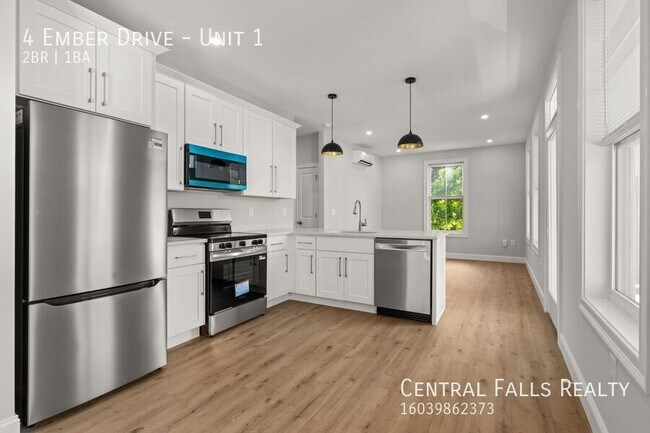 Photo - 4 Ember Drive-Unit 1 Unidad 1