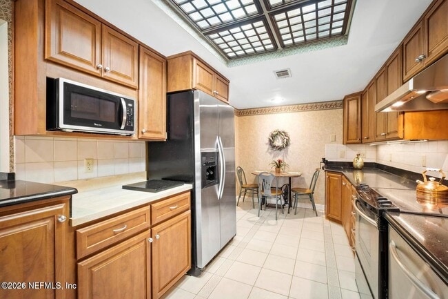 Building Photo - 10137 Leisure Ln S Unit 12