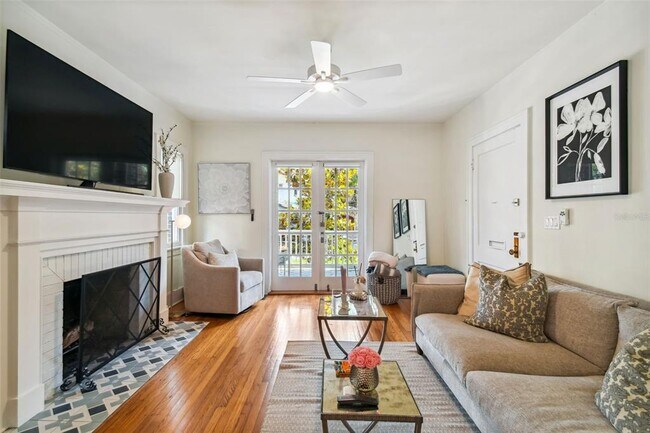 Photo - 2111 W Southview Ave Unidad A