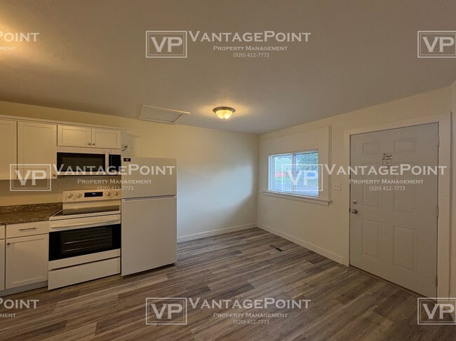713 Main St