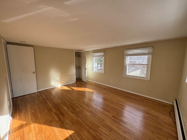 Photo - 10 Hardy Ave Unit A