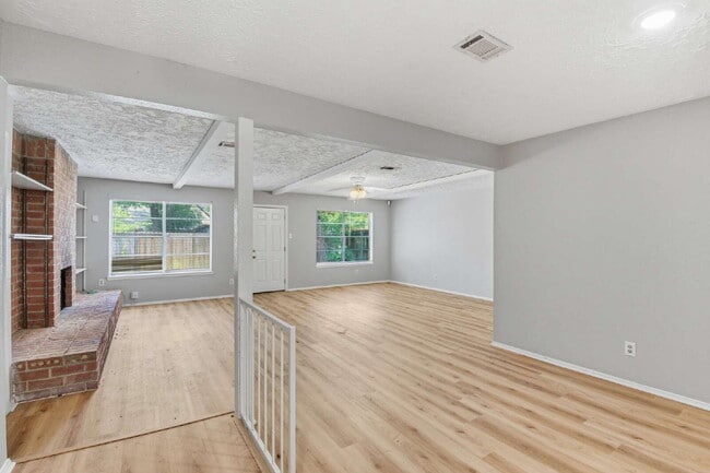 Photo - 6015 Knotty Post Ln