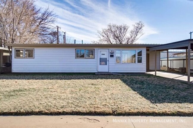 Photo - 2107 48th St