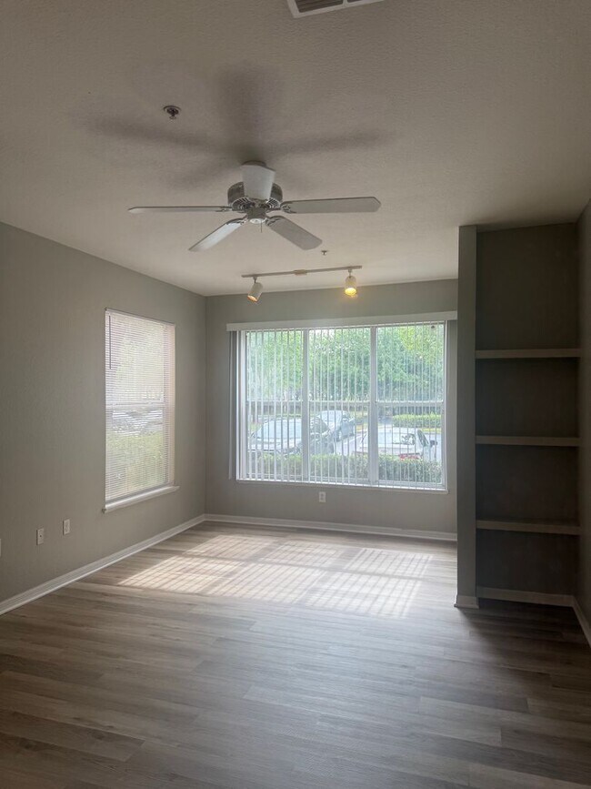 Photo - 8927 Legacy Ct Unit 20-103 -