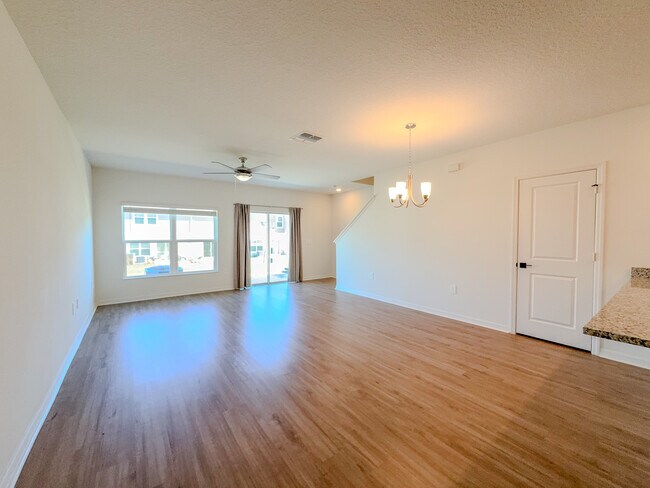 Photo - 9419 Westside Hls Dr