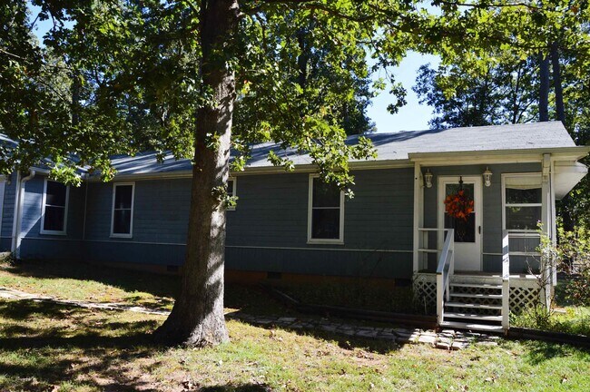 Photo - 417 Houston Dr