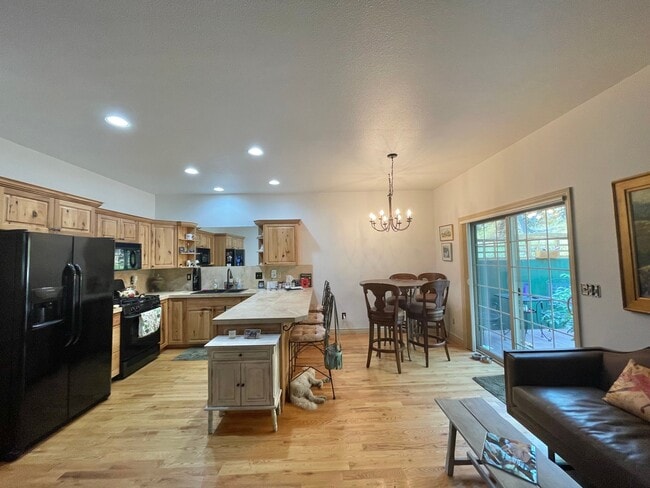 Photo - 278 Eagle Bend Dr