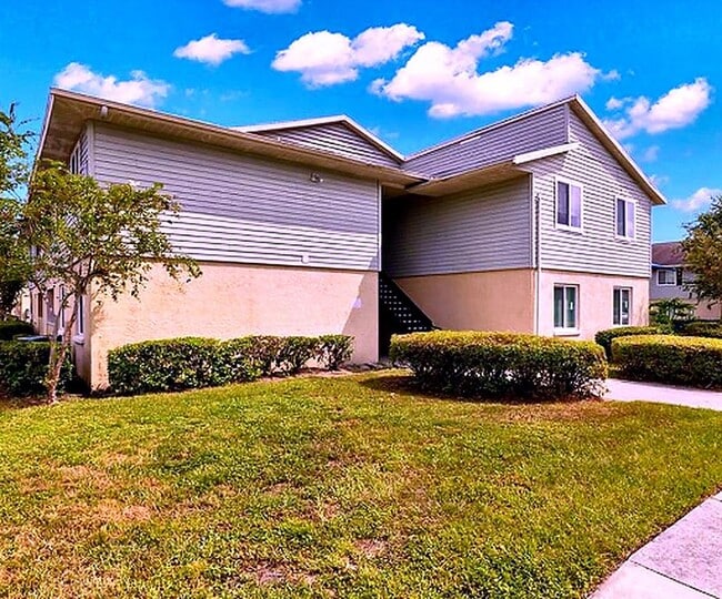 Building Photo - 209 Berry Tree Pl Unit 209