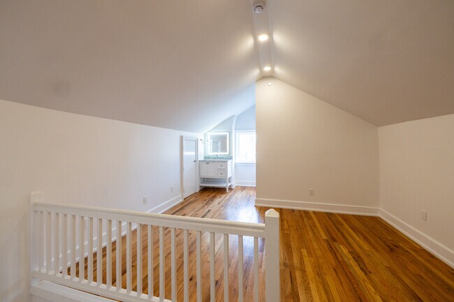 Photo - 31 S Perry St Unit 2b-2b