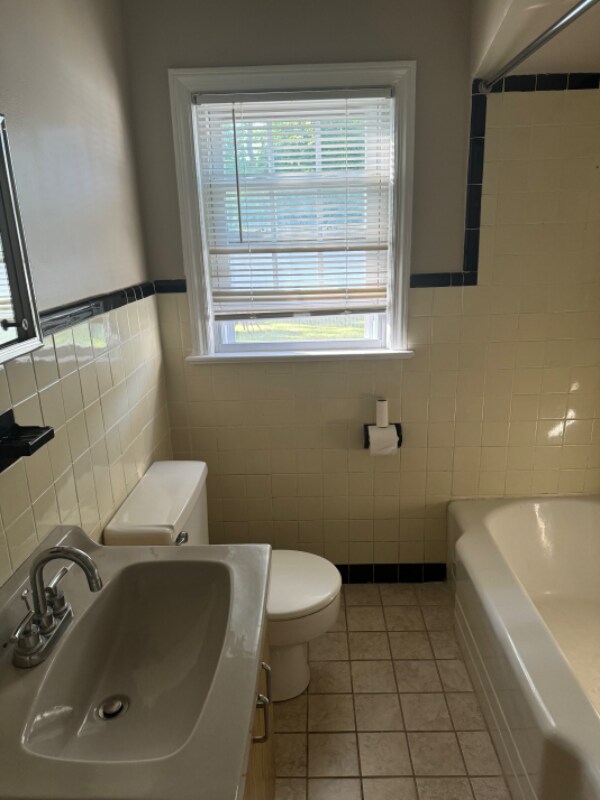 1734 Burnet Ave Unit Floor 1