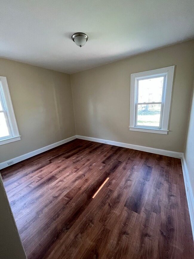 Photo - 11522-11522 Headley Ave Unit 11520 Headley Dn.