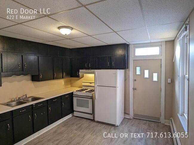 Photo - 622 E Market-