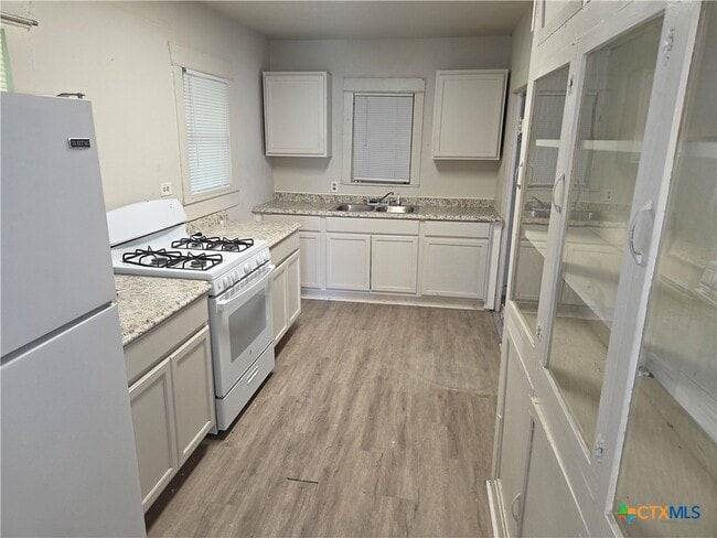 Photo - 1219 S 10th St