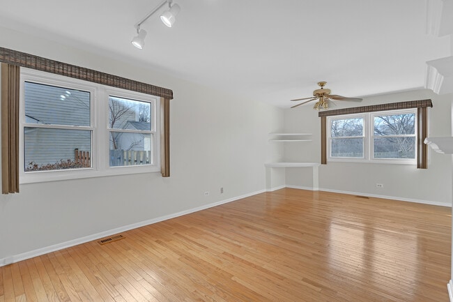 Photo - 5370 Sequoia Ct