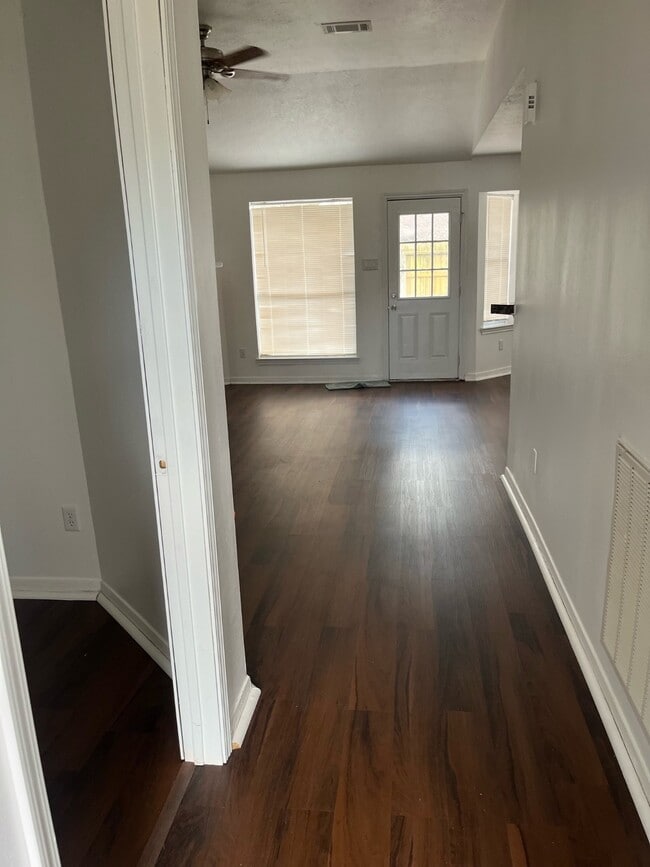 Photo - 17035 Judyleigh Dr