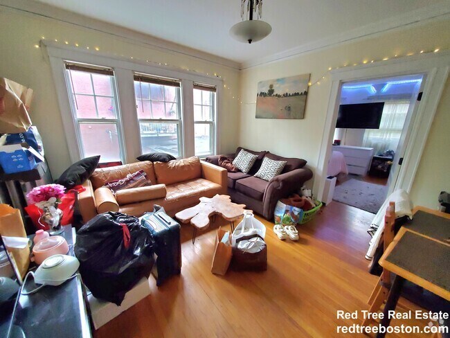 Building Photo - 27 High St Unit 1 Rental