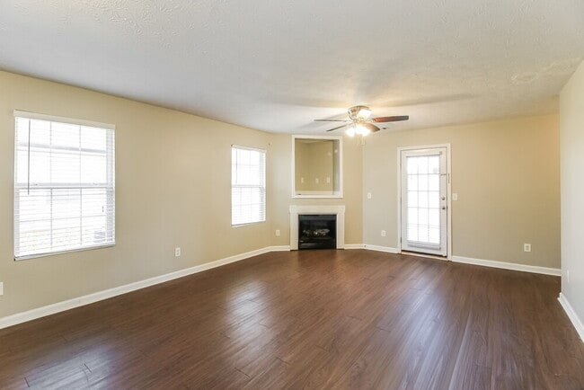 Photo - 465 Cathedral Dr