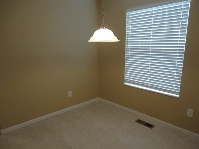 Photo - 509 Lake Front Dr