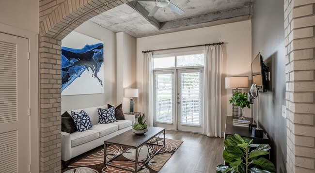 Photo - Tate Tanglewood