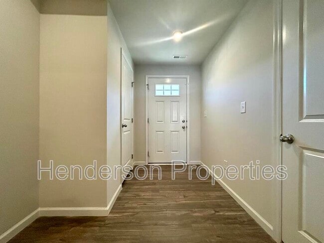 Photo - 724 Dillon Wy